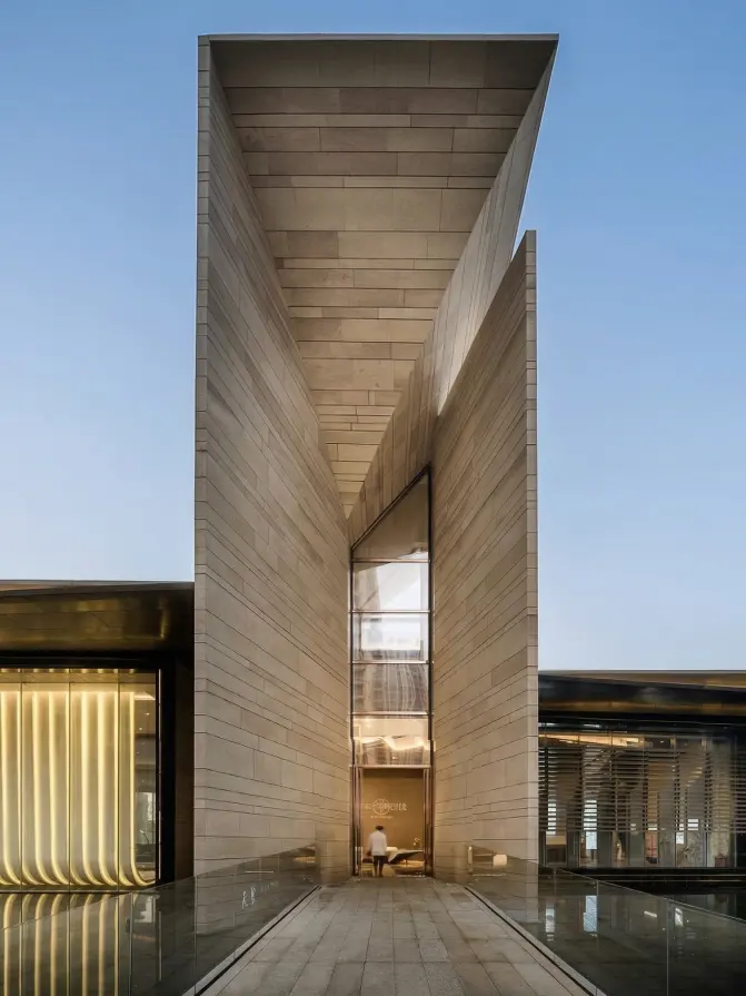Lithos_Grolla_Rosato_limestone_Italy_Honed_Exterior_Cladding
