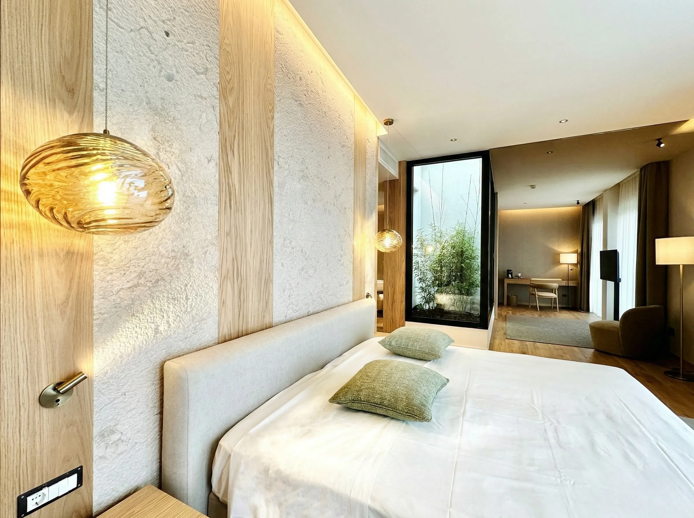 Lithos_Grolla_Beige_limestone_Italy_Rock_Finish_Interior_Cladding