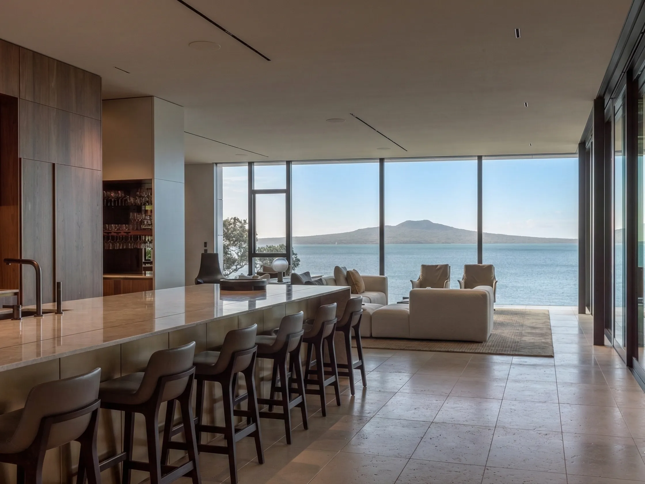 Lithos_Pasubio_Beige_limestone_Italy_Sandblasted_Brushed_Interior_Floors