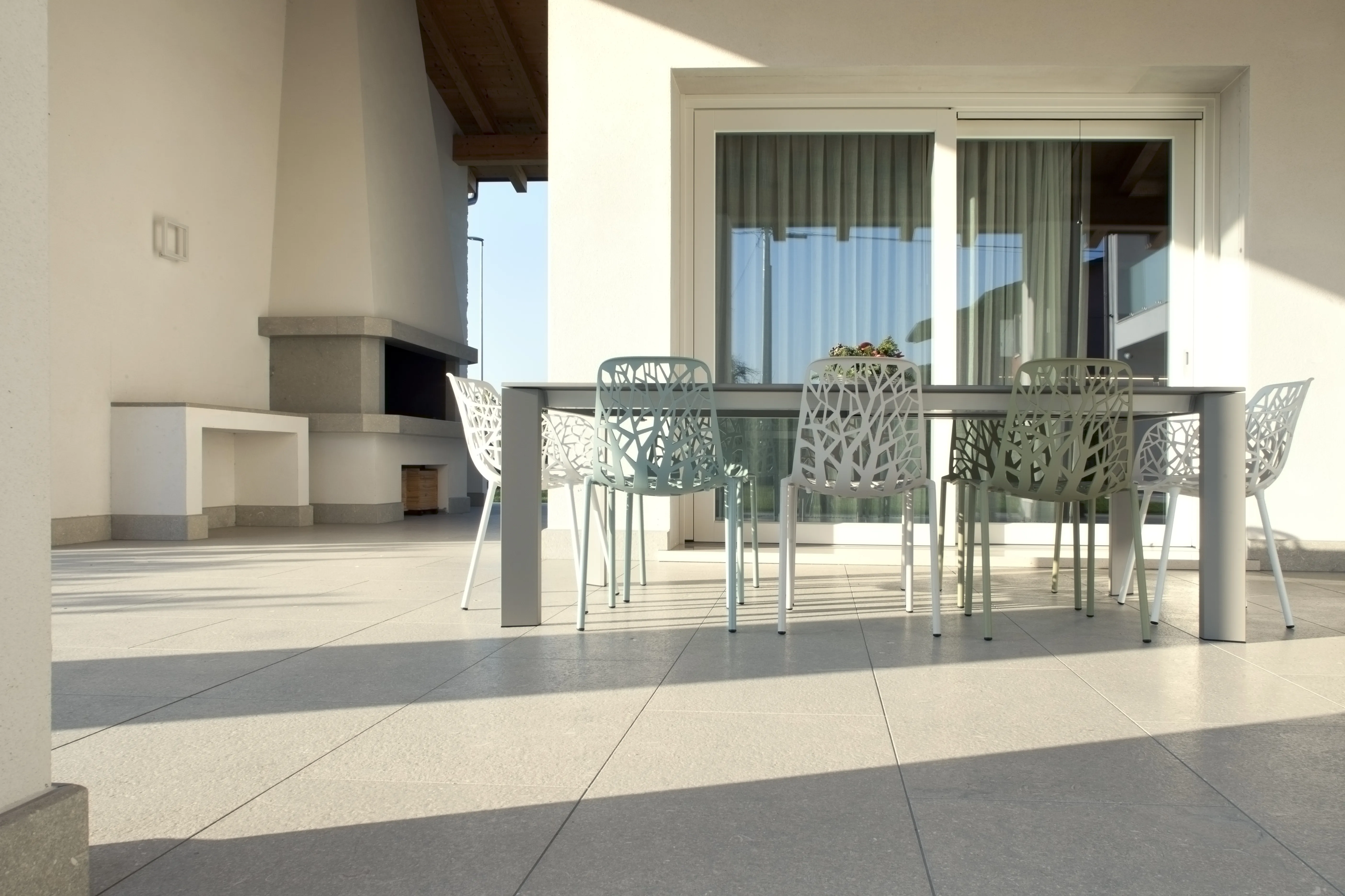 Lithos_Grigio_Olivo_limestone_Italy_Ondulato_Exterior_Pavement