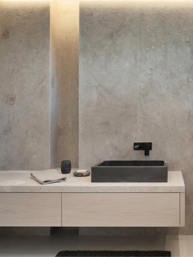 Lithos_Grigio_Olivo_limestone_Italy_Flamed_Interior_Cladding