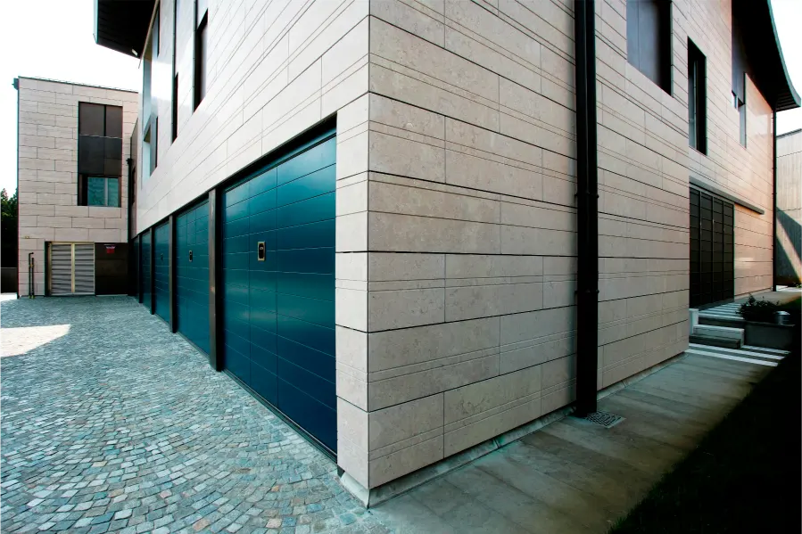 Lithos_Grolla_Rosato_limestone_Italy_Brushed_Exterior_Cladding