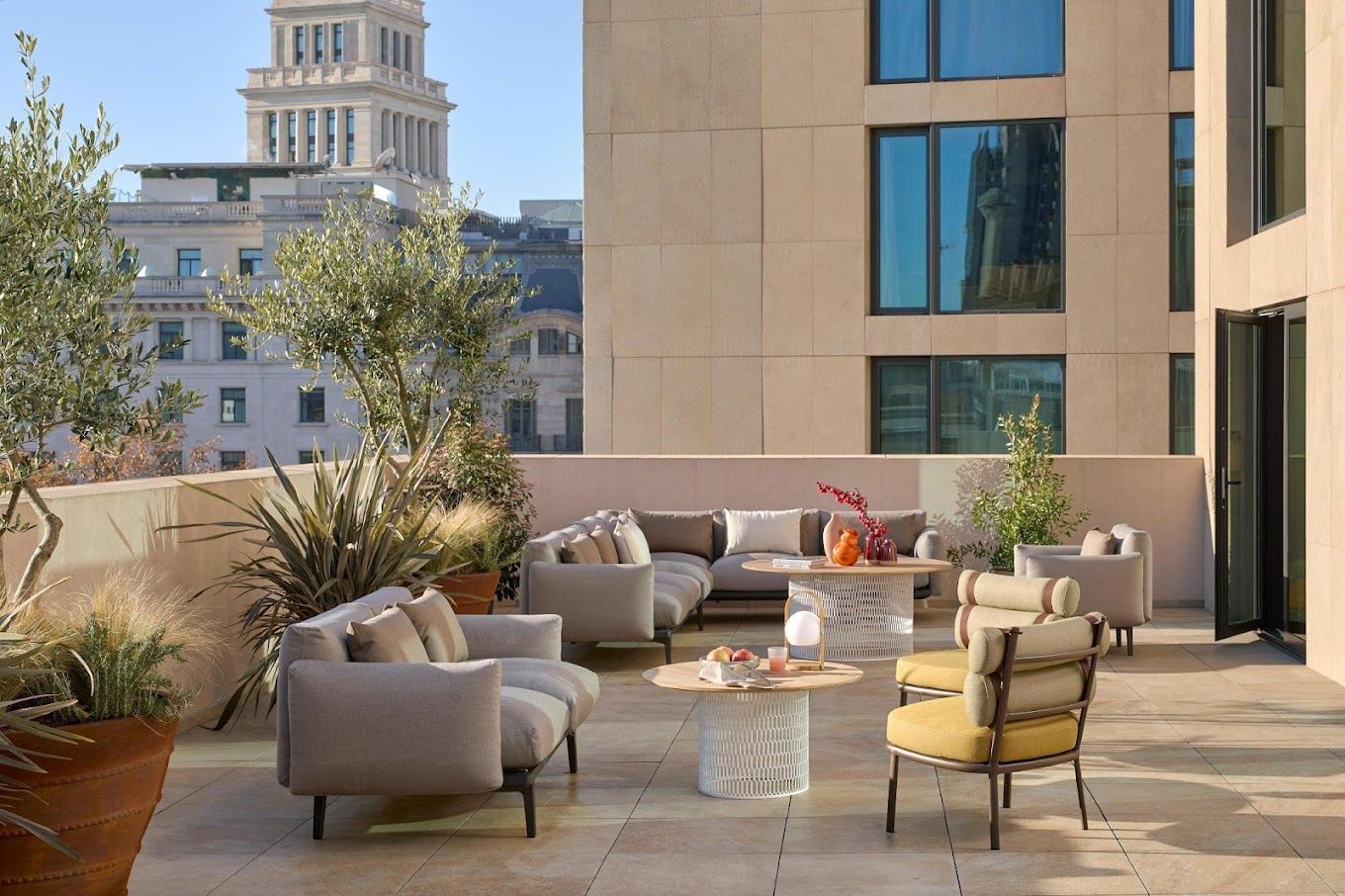 Lithos_Duna_sandstone_Spain_Honed_Exterior_Cladding